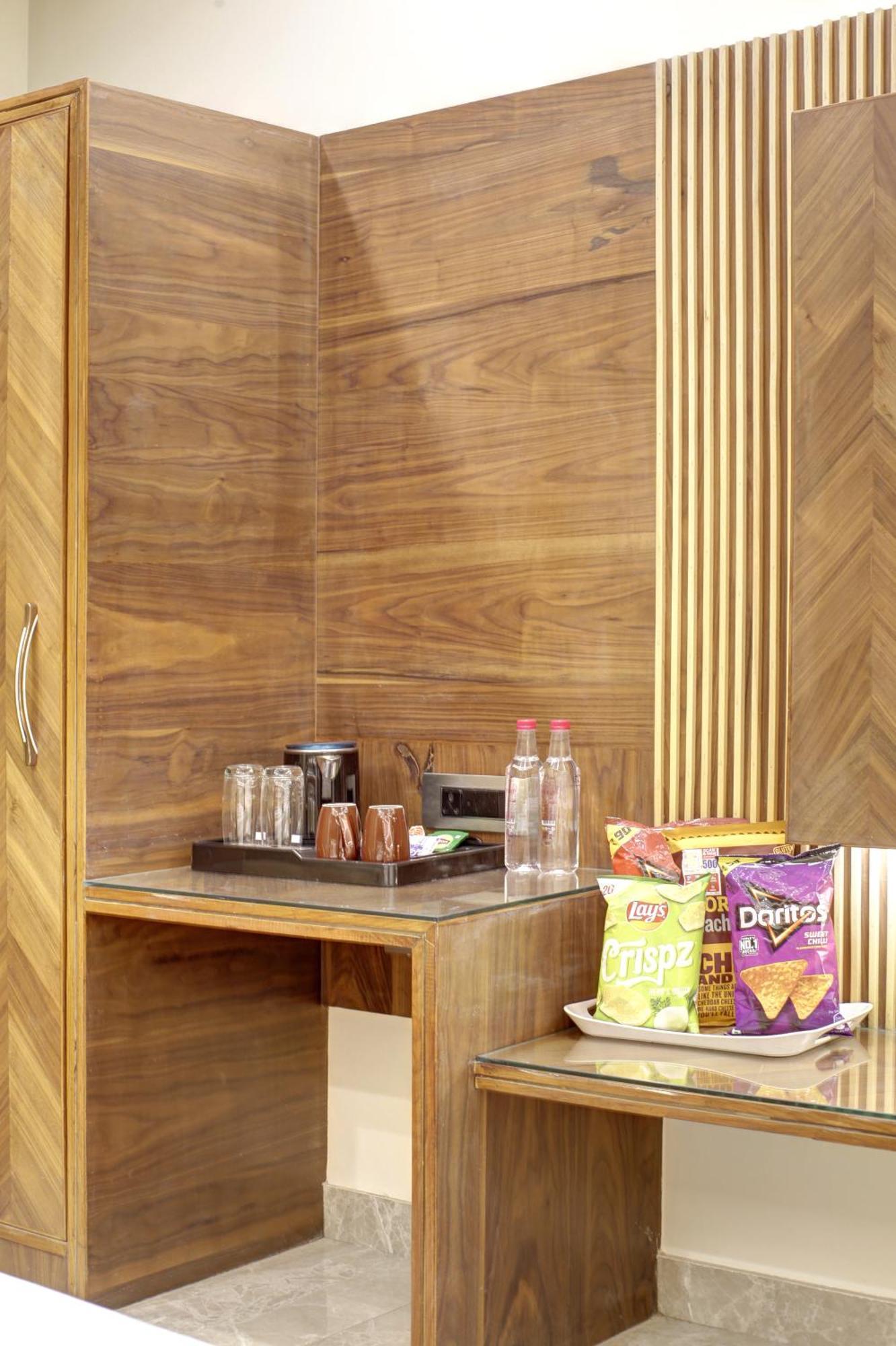 The Vanson Pride Delhi New Delhi Extérieur photo