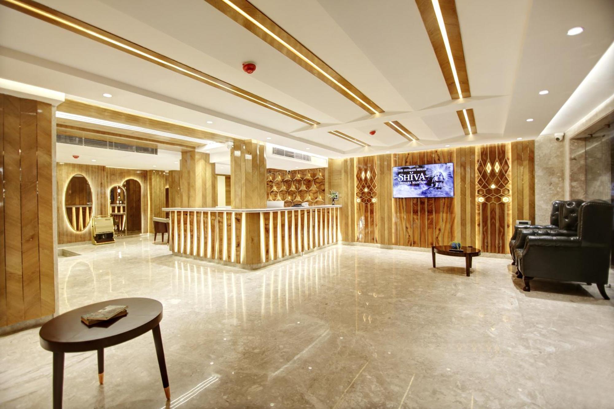 The Vanson Pride Delhi New Delhi Extérieur photo