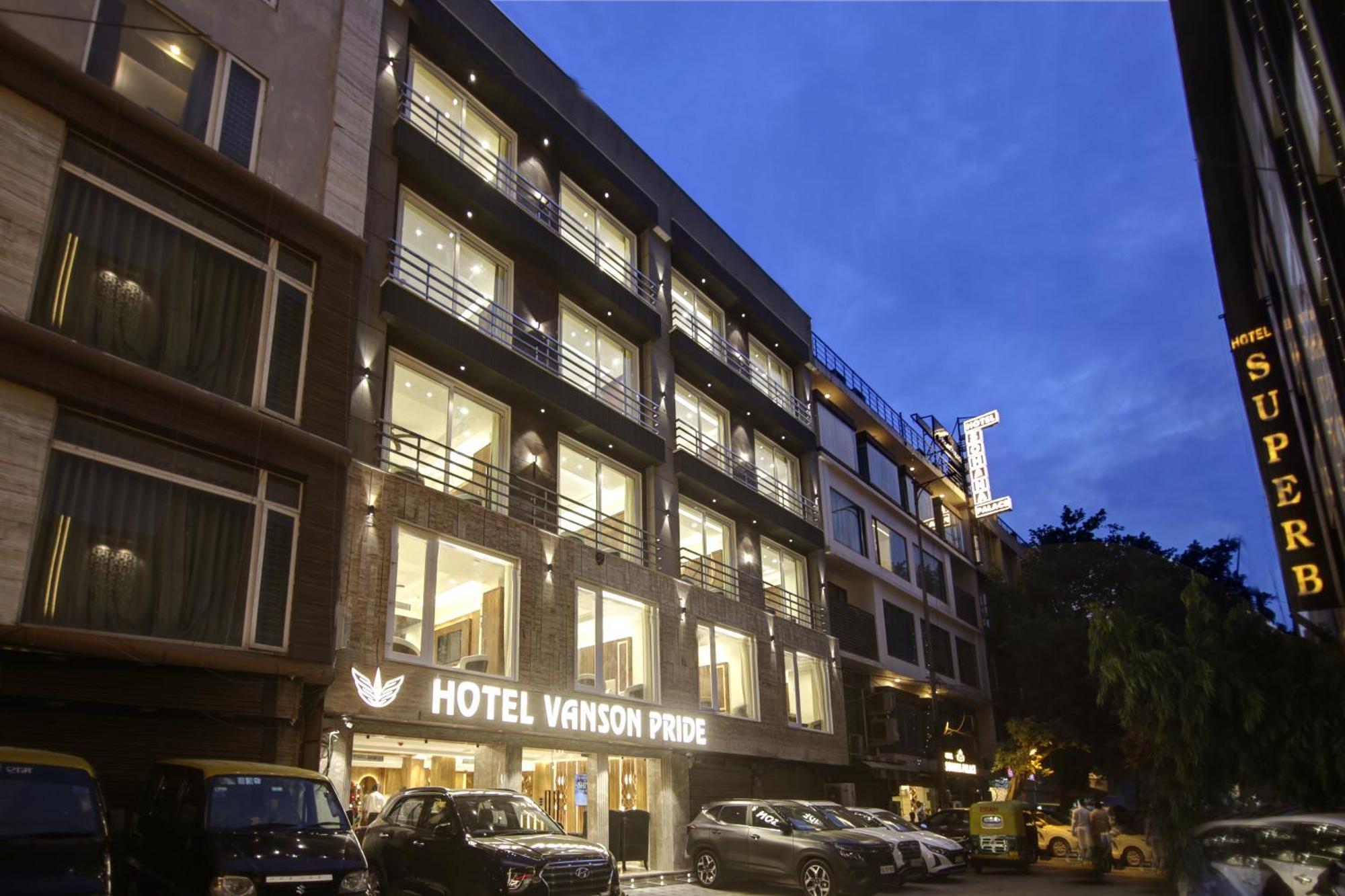The Vanson Pride Delhi New Delhi Extérieur photo