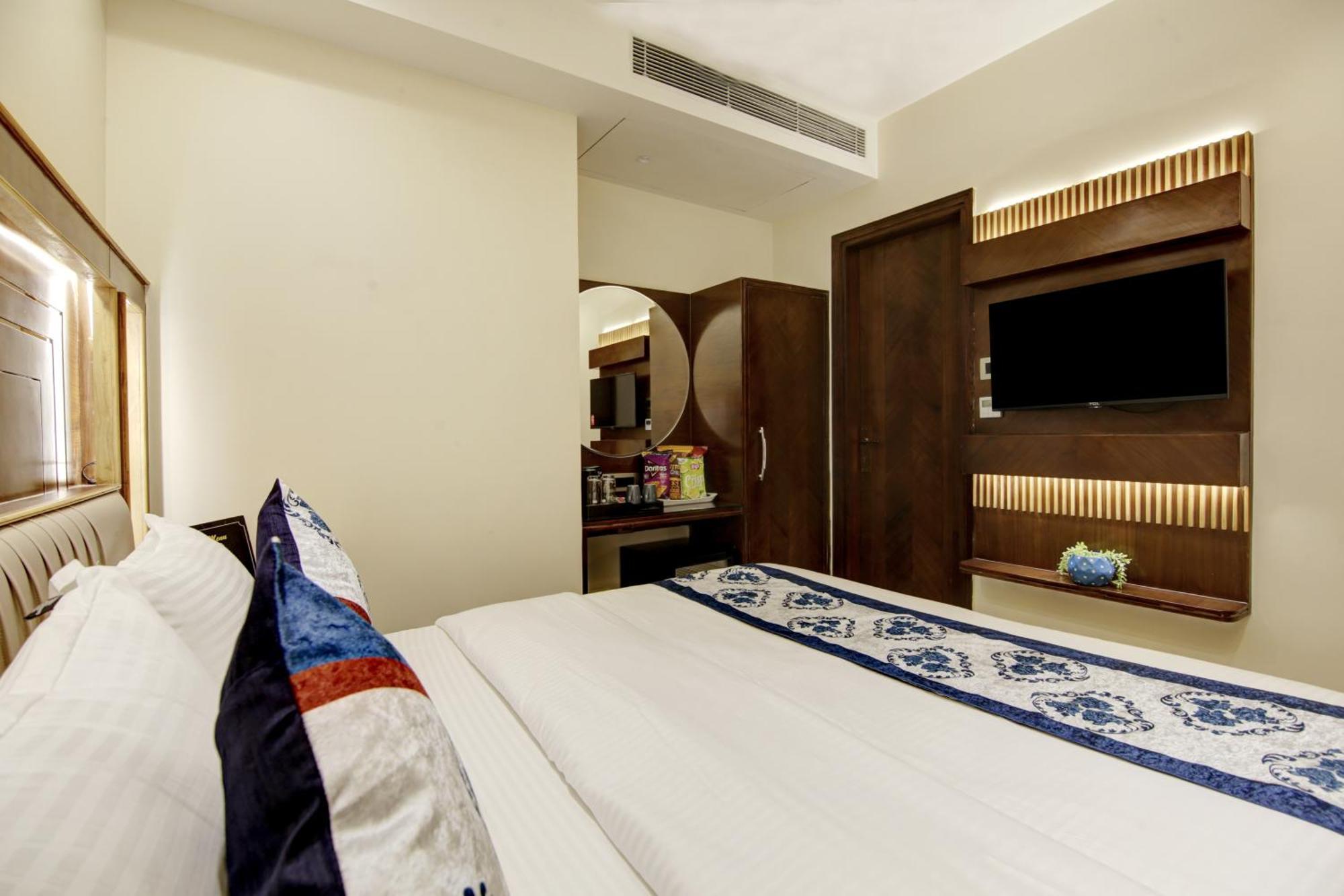 The Vanson Pride Delhi New Delhi Extérieur photo