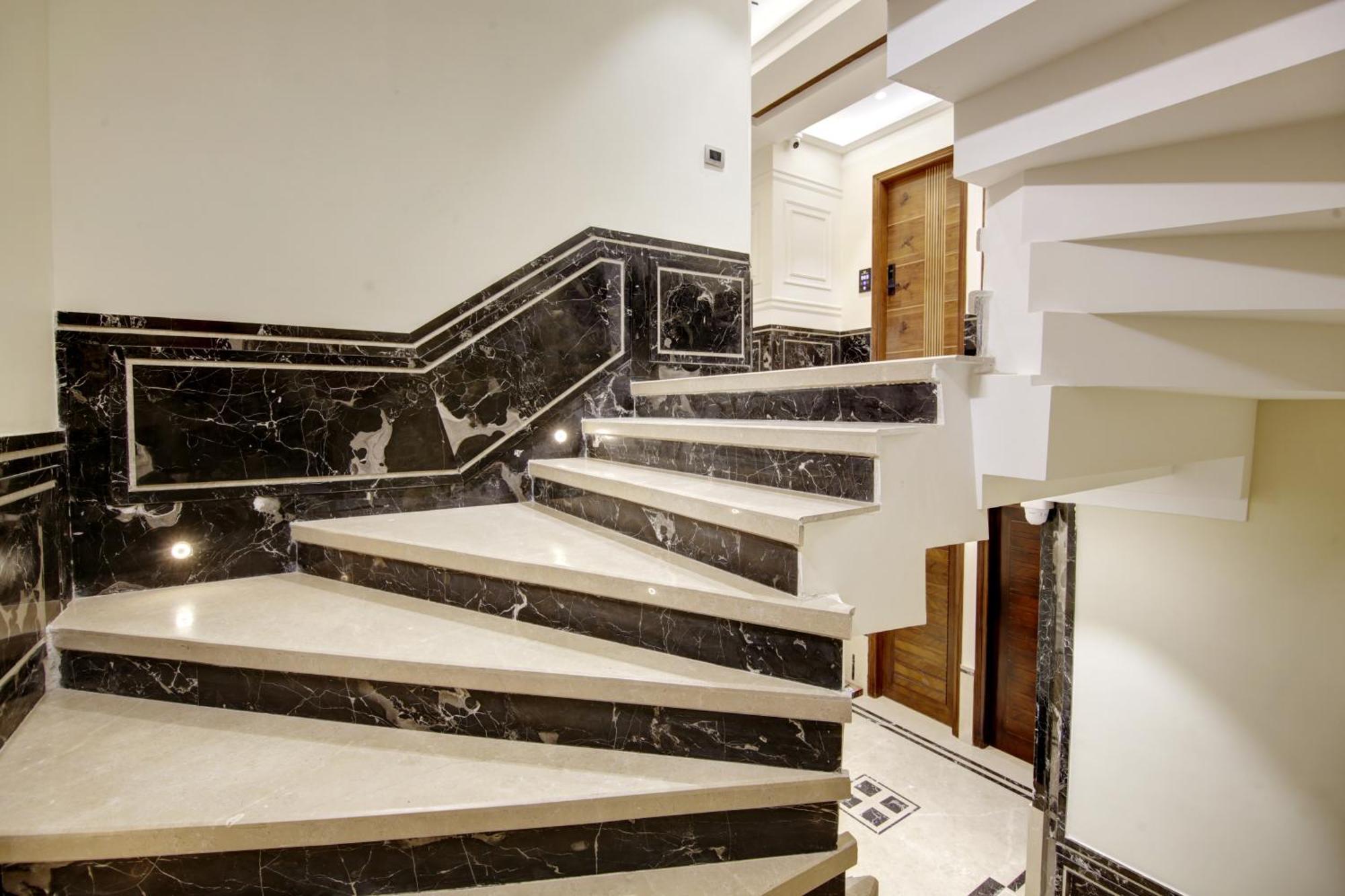 The Vanson Pride Delhi New Delhi Extérieur photo