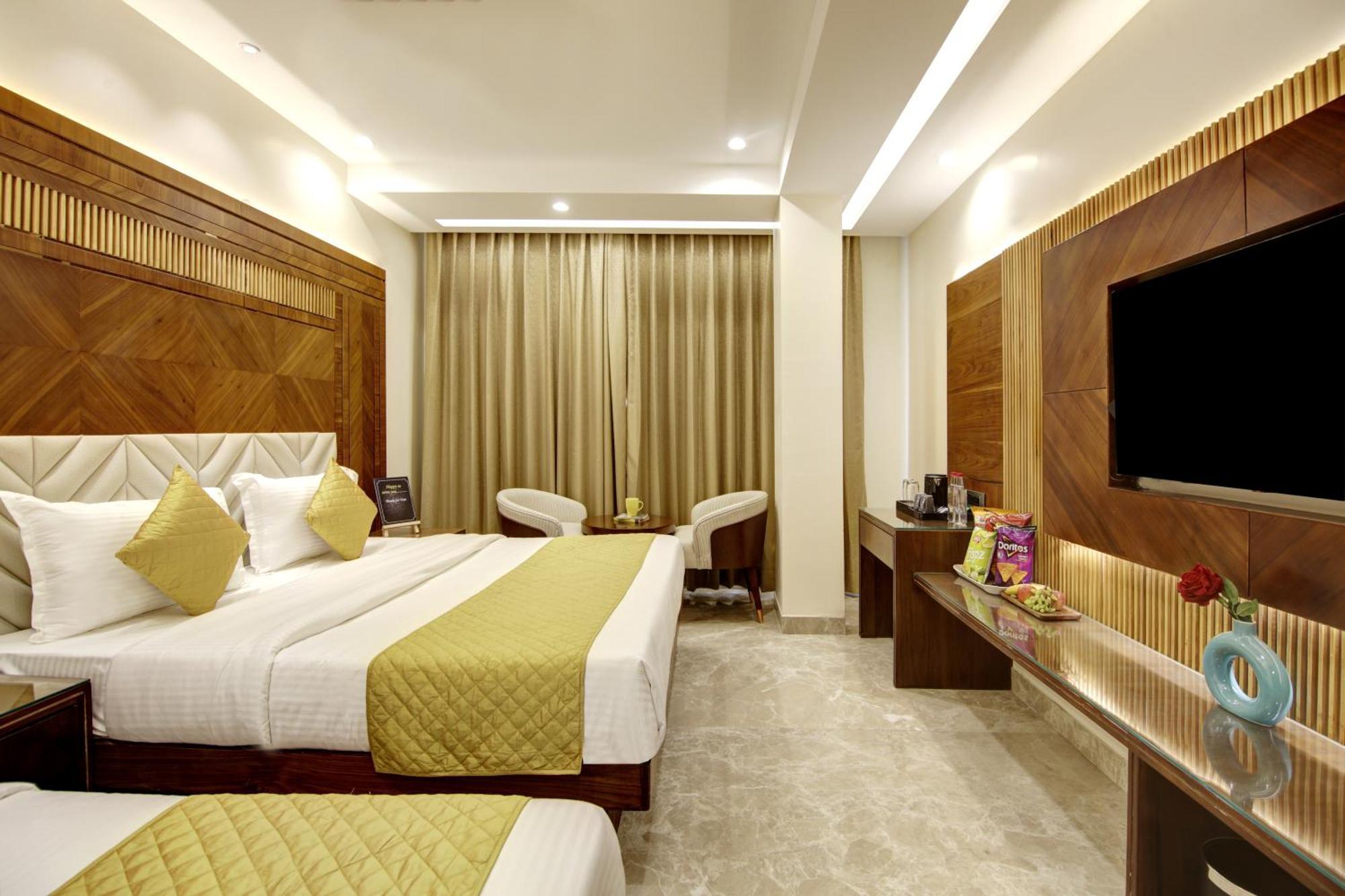 The Vanson Pride Delhi New Delhi Extérieur photo