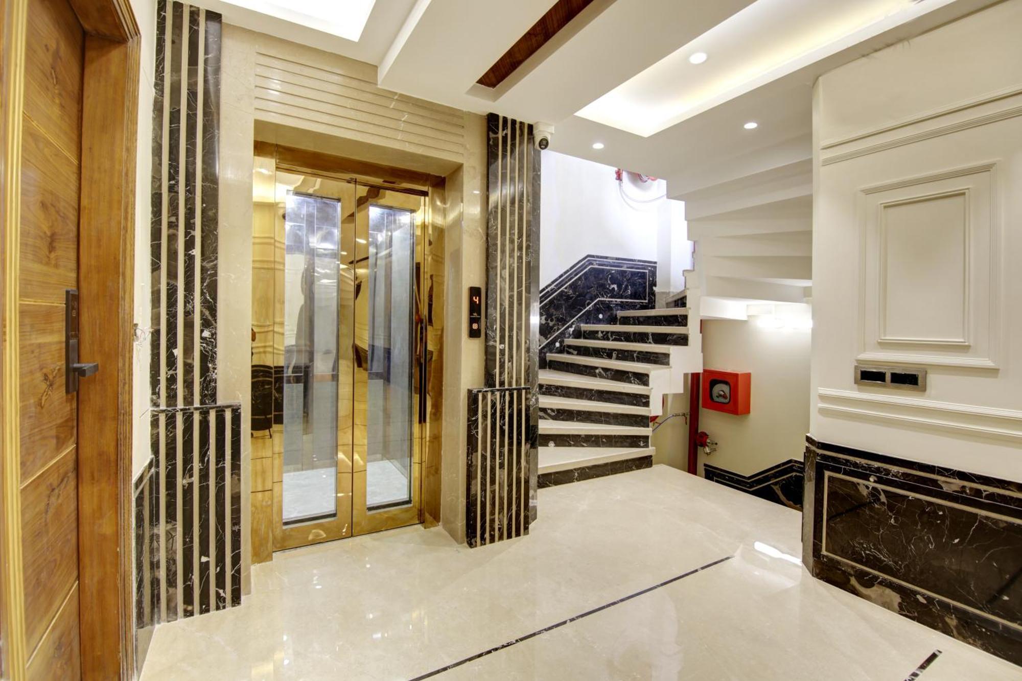 The Vanson Pride Delhi New Delhi Extérieur photo